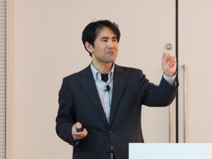 原田 慈久 准教授(東京大学物性研究所)