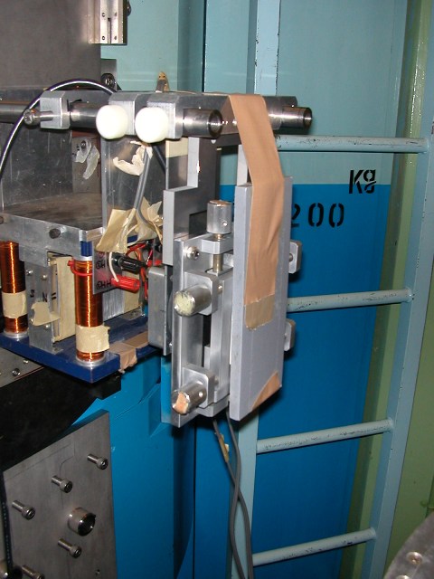 helmholtz coil on Base side view